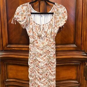 Cream Floral Ruched Midi Dress with Puff Sleeves size medium